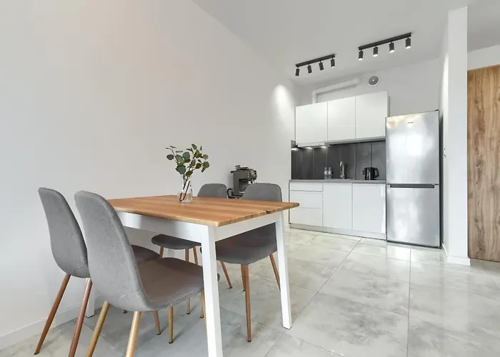 Apartment Emilii Plater Iv - Unique